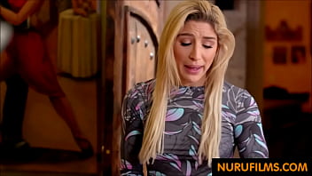 Bald dude fucks masseuse