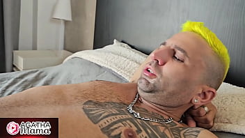 Agatha mama maridão saiu de galo para cortar o cabelo e voltou de pintinho amarelinho grátis