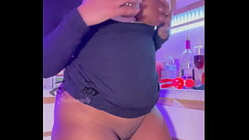 Hot ceo want you to watch her cum