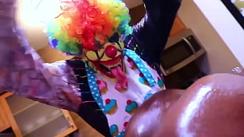 Clown turns pornstar ass into a real birthday cake Clown turns pornstar ass into a real birthday cake
