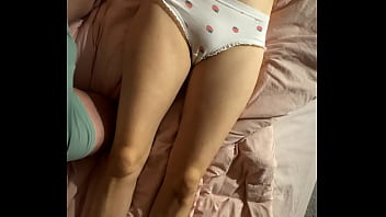 I am cumming for the first time 59 years old stepdads cock works good with my wet pussy