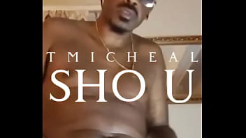 Pay attention hoe let me sho u tmicheal sho u str8 banger bitch im jigging