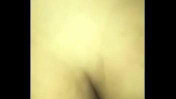 Ela ama uma rola no cuzinho