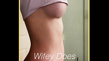 Milf body show fully nude