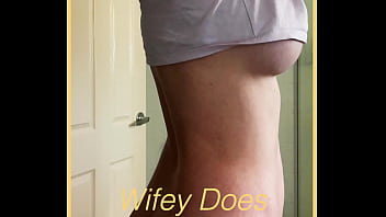 Milf body show fully nude