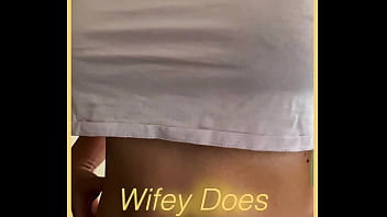 Milf body show fully nude