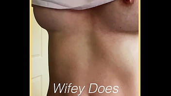 Milf body show fully nude