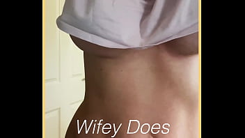 Milf body show fully nude