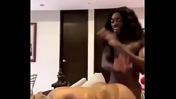 Black ninja still her hair during fuck