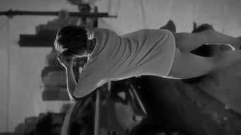 Eu sei que voce adora ver eles fodendo meu cu e minha buceta então aproveita e vem ver muita safadeza completa no cassiflix