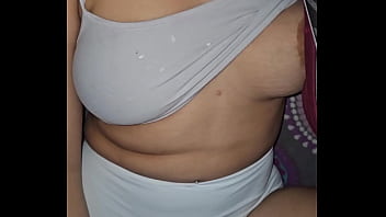 Beautiful latina with a big ass wants sex