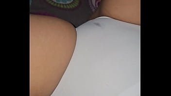 Beautiful latina with a big ass wants sex