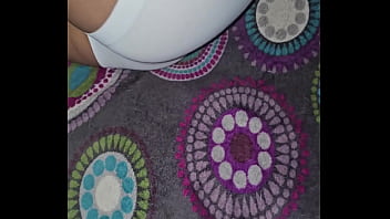 Beautiful latina with a big ass wants sex