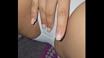 Beautiful latina with a big ass wants sex