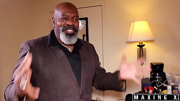 Submissive fuck doll killer cram fucks maxine x oriental pussy hole