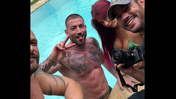 Backstage photoshoot nudes with atlanta moreno and a bit of ph phillips