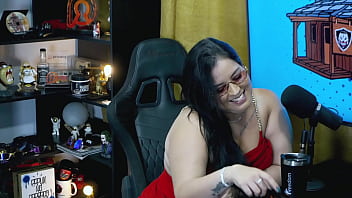 Ruan atacou a pri melancia de jeito prendeu os braços dela com a algema e encheu ela de beijos ainda pegou na buceta dela podcast pápum no barraco Ruan atacou a pri melancia de jeito prendeu os braços dela com a algema e encheu ela de beijos ainda pegou na buceta dela podcast pápum no barraco