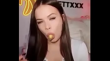 That’s the guy to suck banana in tikizia