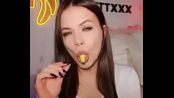 That’s the guy to suck banana in tikizia