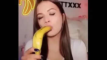 That’s the guy to suck banana in tikizia