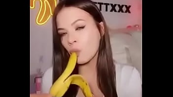 That’s the guy to suck banana in tikizia