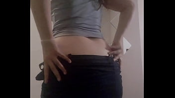 Petit déhanché du bassin alors ça vous inspire envie d ́en voir