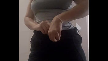 Petit déhanché du bassin alors ça vous inspire envie d ́en voir