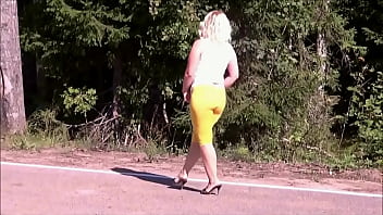Juicy ass on a walk