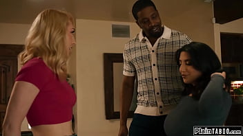 Isiah maxwell is shocked when his busty wife sarah arabic hands him the divorce papers ifo her new gf lily need to fuck for his signature