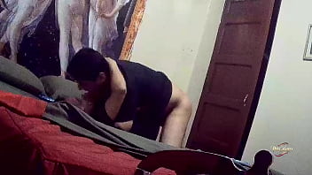 La pulseo en el telo pero se hace la zueca tremenda puta flash