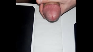 Novinho Gozou Gostoso Na Bronha Gostosa thumbnail