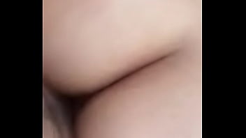 Sie hat einen großen arsch