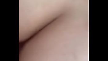 Sie hat einen großen arsch