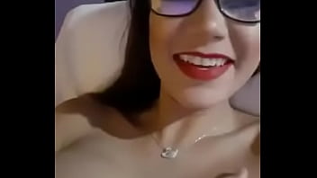 Tío se coge a su sobrina con esposa en la casa Tío se coge a su sobrina con esposa en la casa