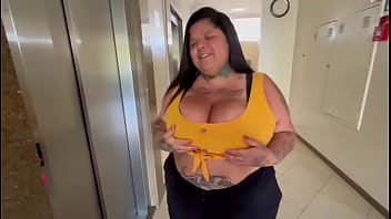 Ele controlou meu brinquedo na entrada do prédio continuação do bar mary jhuana firegreen2