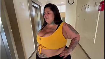 Ele controlou meu brinquedo na entrada do prédio continuação do bar mary jhuana firegreen2