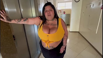 Ele controlou meu brinquedo na entrada do prédio continuação do bar mary jhuana