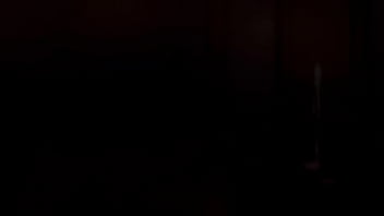 Corno observa sua rapariga traindo ele