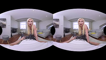 Vanessa hell shows you how kinky vr is done