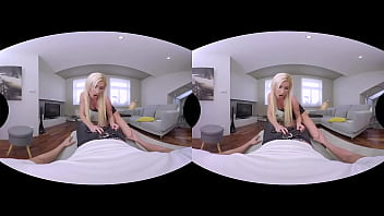 Vanessa hell shows you how kinky vr is done