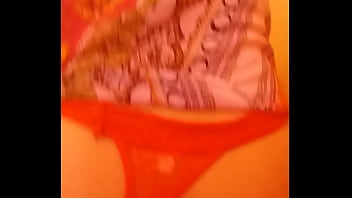 Namorada gostosa sentando na rola