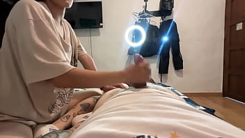 Increible mamada de mi hermanastra mientras estábamos solos en casa