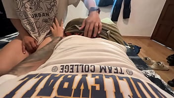 Increible mamada de mi hermanastra mientras estábamos solos en casa