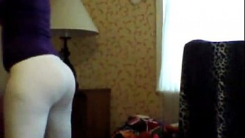 Jiggle that ass round and round up and down