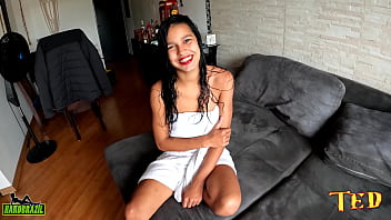 Ela nunca fez anal eu com calma enfiei até o saco Ela nunca fez anal eu com calma enfiei até o saco