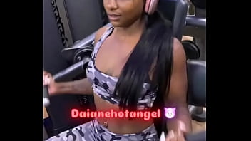 Treinando duro meus amores quero aguentar mais que eu aguento ficar mais resistente oque acham to pensando em tomar mai