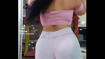 Encuentrala en tik como anifuentes