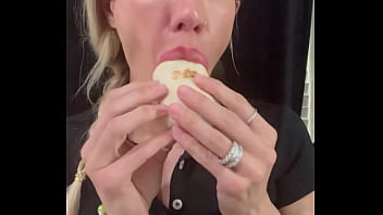 Fantasizing about big dick again