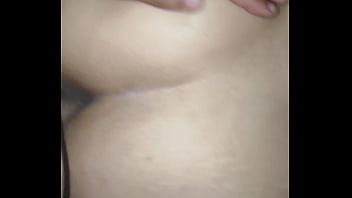 Safada liberando gostoso