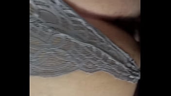 Cogiendome a gordita misionero piernas abiertas sin condon